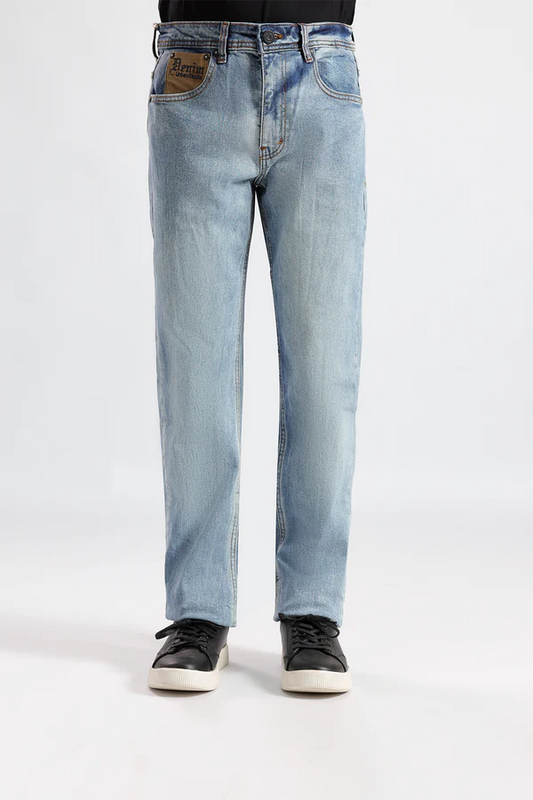 Regular Fit - Light Wash